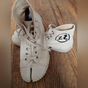 Maison Margiela Tabi Trainers.